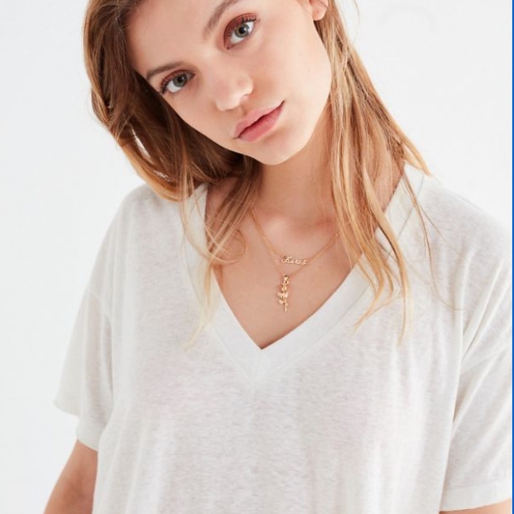 UO V-Neck Babydoll Tee